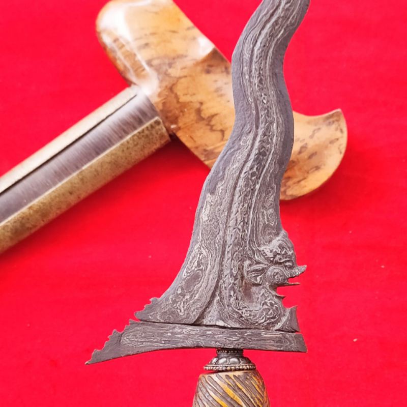 Keris Naga Sosro Luk 13 Pamor Wos Wuttah Tangguh Tuban Pajajaran