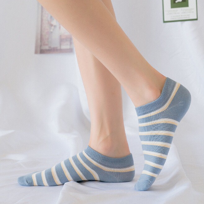 WJ0085 Kaos Kaki Wanita Motif