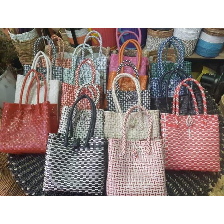 TAS JALI ANYAMAN PLASTIK SINTETIS S REGULER-TAS ANYAMAN-TAS ANYAMAN PLASTIK-TAS ANYAM-TAS ANYAMAN PLASTIK PREMIUM-TAS-TAS SELEMPANG-TAS BAHU-TOTEBAG-TAS WANITA-TAS SELEMPANG WANITA-TAS JALI-TAS JALI ANYAMAN PREMIUM-TASS JALI MINI-TAS AJALI PREMIUM