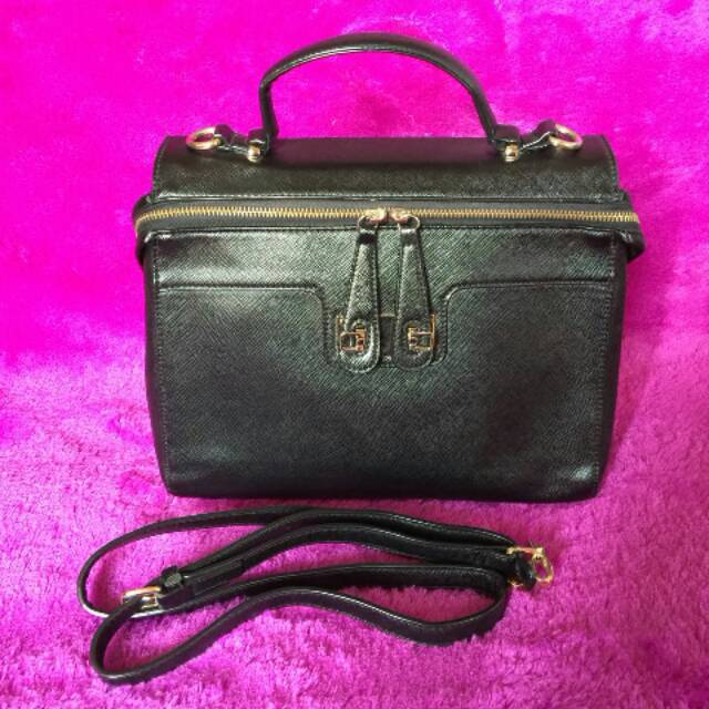 Sale Elizabeth Bag Black preloved