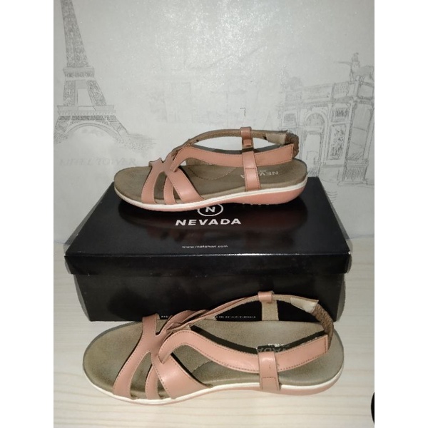 Sepatu Sandal Nevada wanita