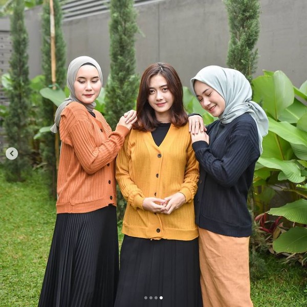 voxy cardy rajut wanita