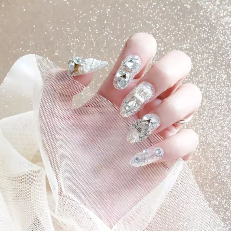 Luxury new Fake nails wedding rhinestone