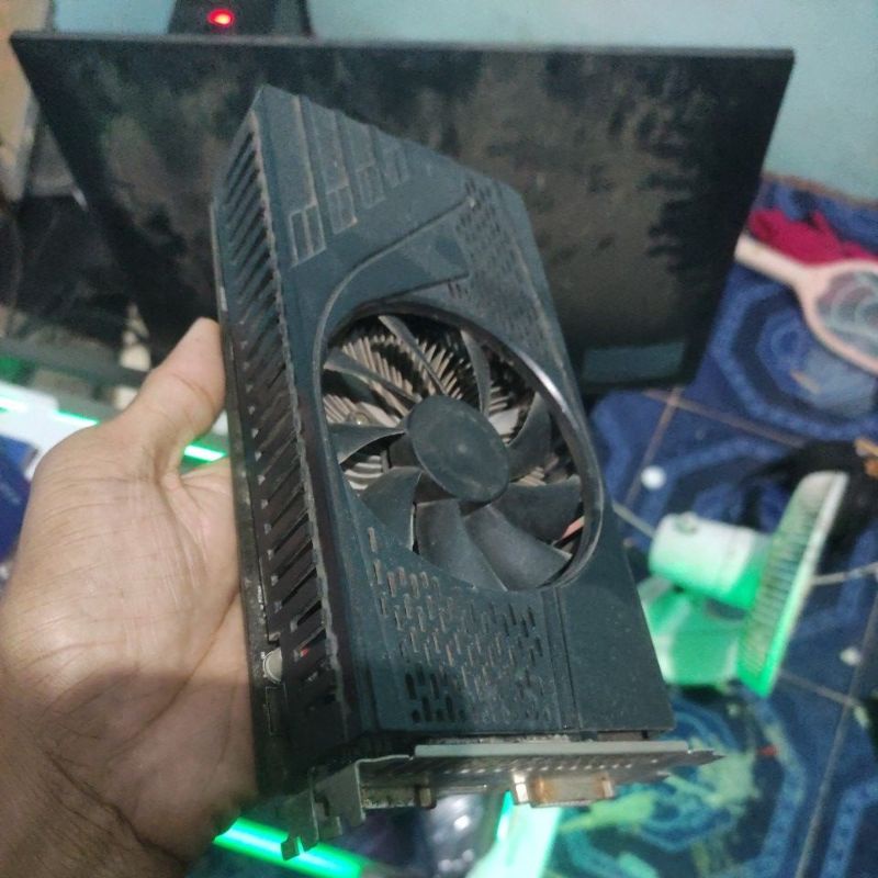 VGA GTX 550 ti 550ti GTX550ti 1GB DDR5 192Bit