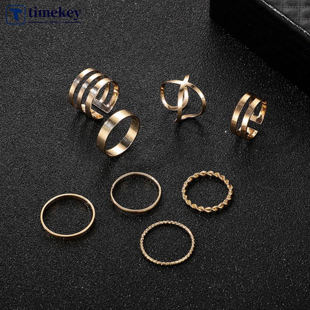 Timekey 8PCS / Set Cincin Vintage Desain Geometri Hollow Warna Emas Untuk Wanita A7K1