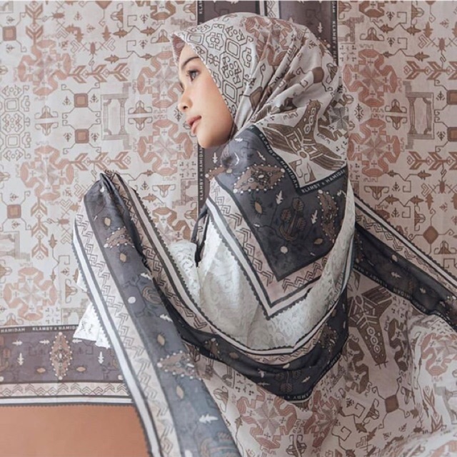 Sumba scarf Wearing klamby x Hamidah