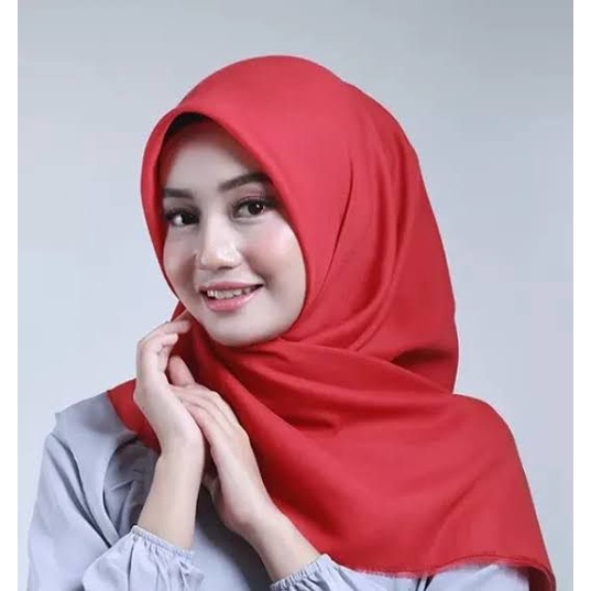 HARGA TERMURAH JILBAB BELLA SQUARE SEGI EMPAT / HIJAB BELLA SQUARE TERBARU WARNA TERLENGKAP-Merah cabe