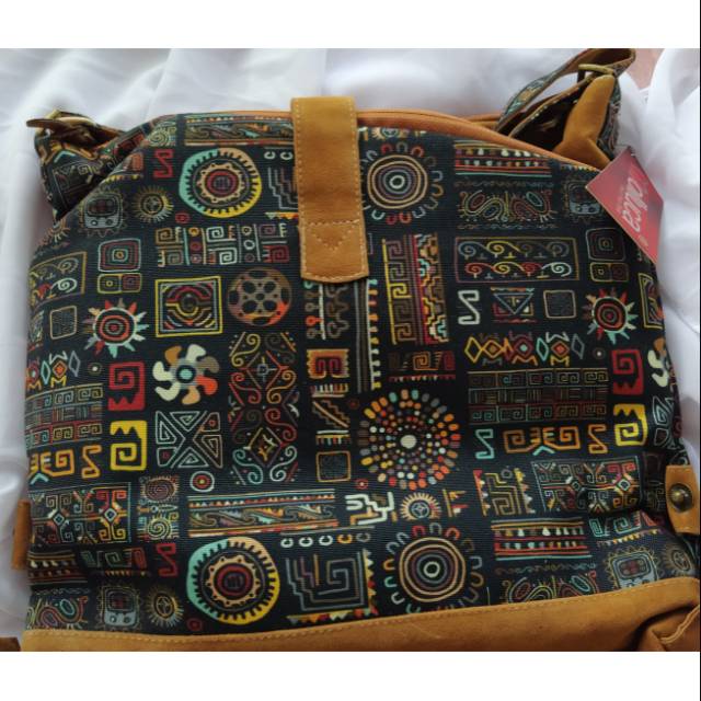 Tas Wanita Triangle Mokamula