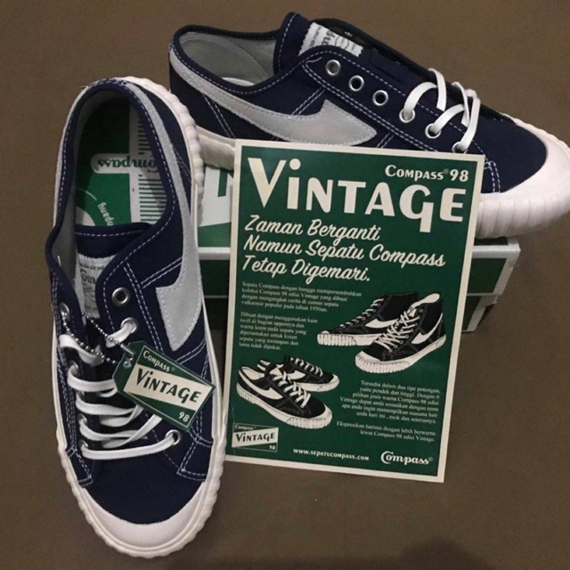  Sepatu  Compass  Gazelle Low Vintage  Navy  SOLD Original BNIB 