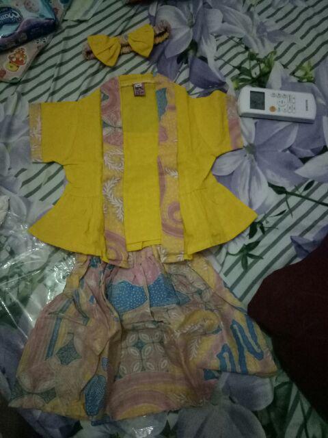 Kebaya Anak Kutubaru Anak Batik Anak Kuning Soft Pink Peplum