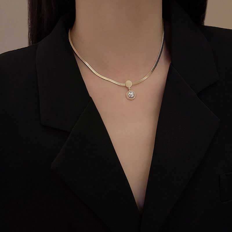 Kalung Choker Aksen Mutiara Untuk Wanita