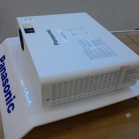 Panasonic PT-LB356 Proyektor
