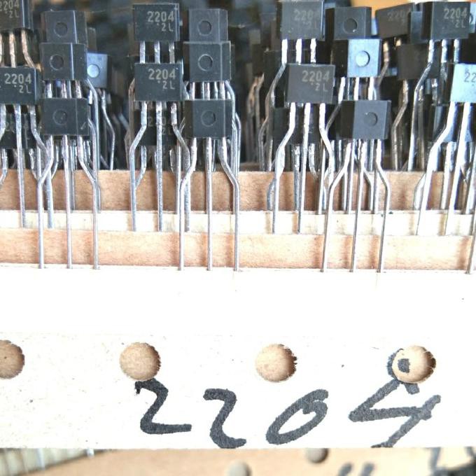 2204 2L transistor mttban99 Kualitas Baik
