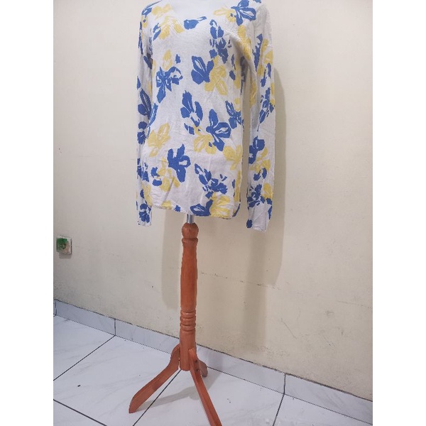 BAJU WANITA LENGAN PANJANG/BAJU WANITA MOTIF BUNGA/BAJU SEMI RAJUT WANITA