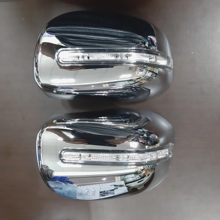 Cover spion mobil toyota AGYA led kecil