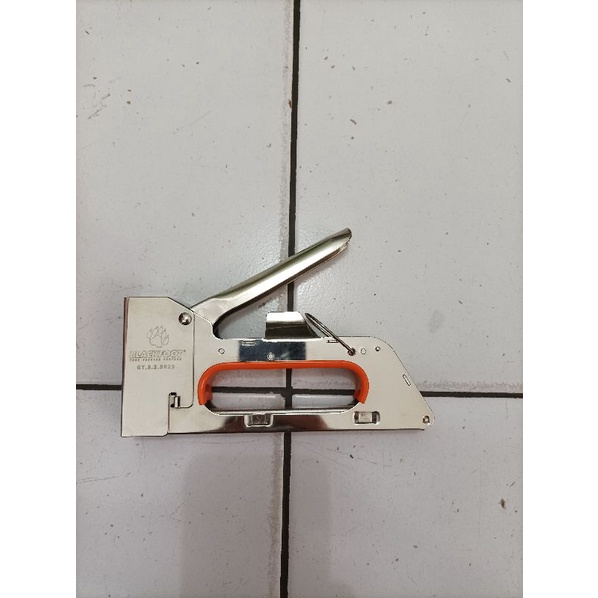 Staples Tembak Heavy Duty / Staples Gun profesional