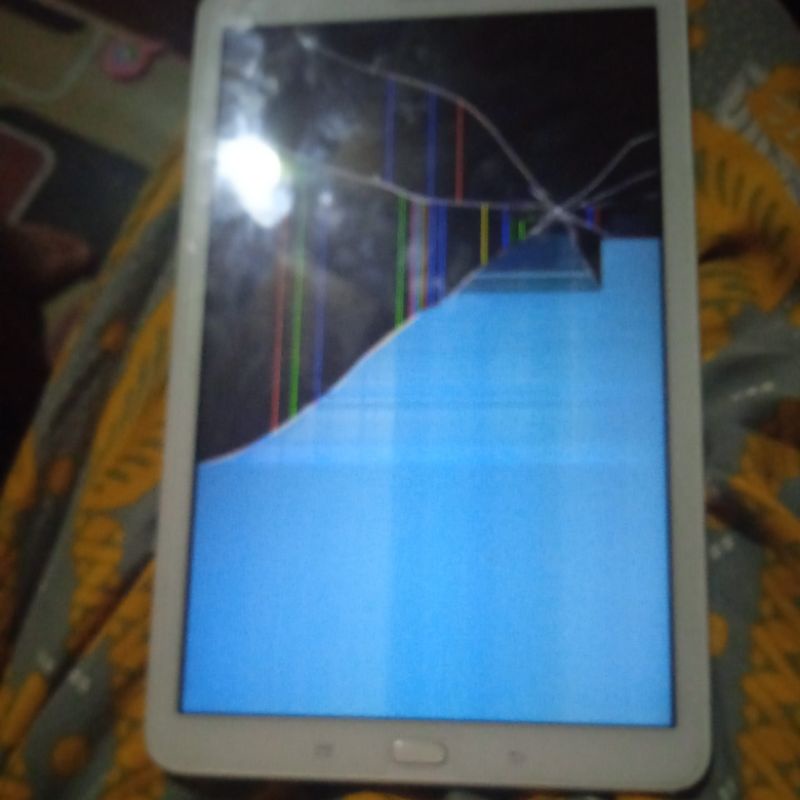 Samsung tablet E minus lcd