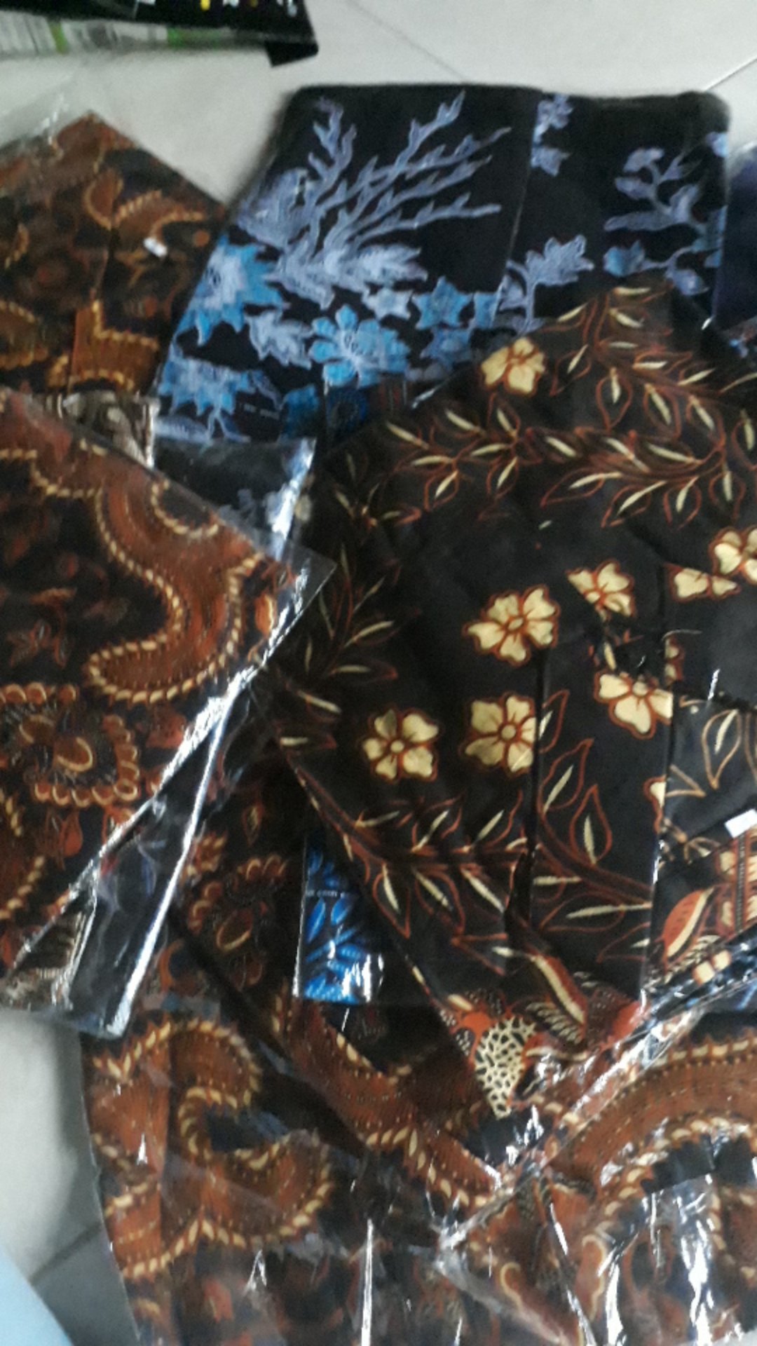 Baju Batik Pria Abadi Batik Kemeja Batik Pria Lengan Pendek Terviral Di Shopee