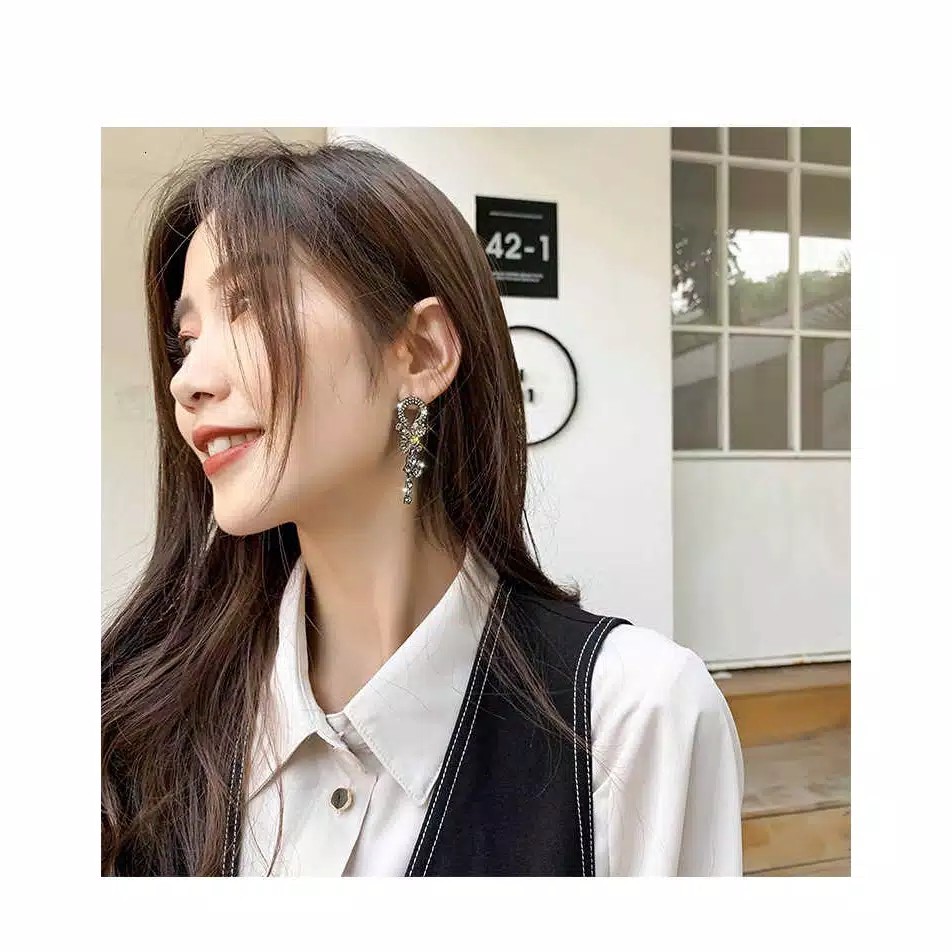 TEE0488 - Anting TUSUK Tindik Wanita Kdrama Korea Hotel Del Luna IU