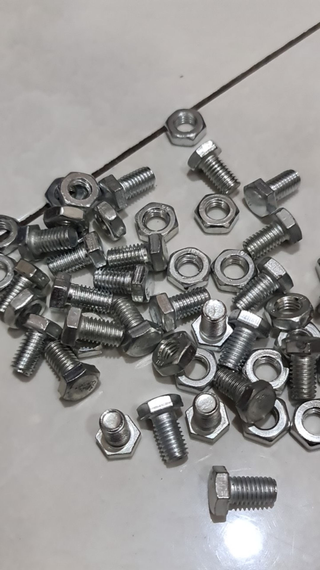 Mur Baud Siku Lubang 8x15