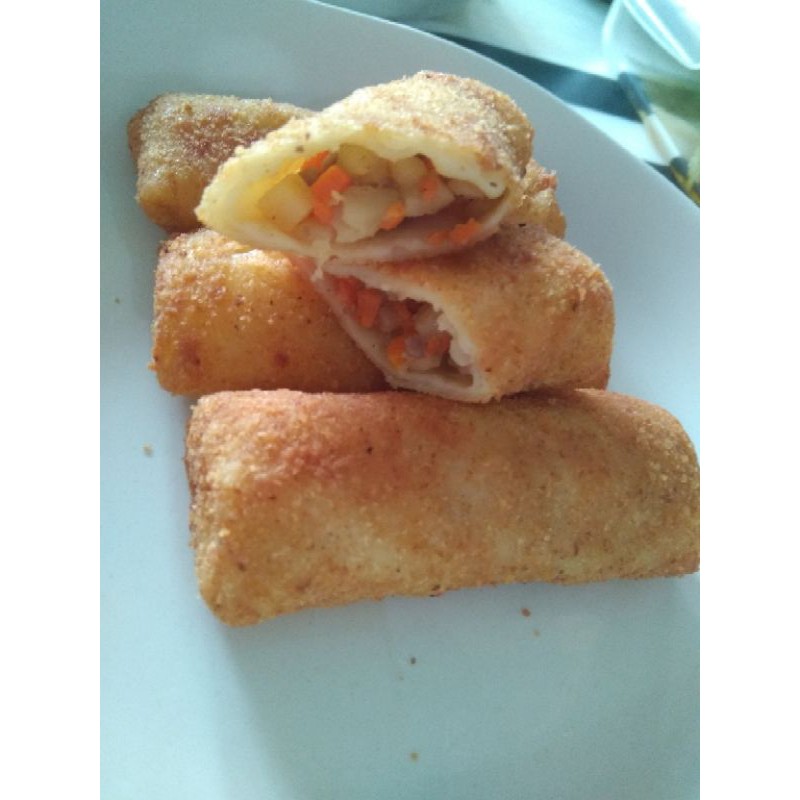 

Risol / Risoles frozen isi tumis daging wortel kentang gurih 8500 isi 4pcs