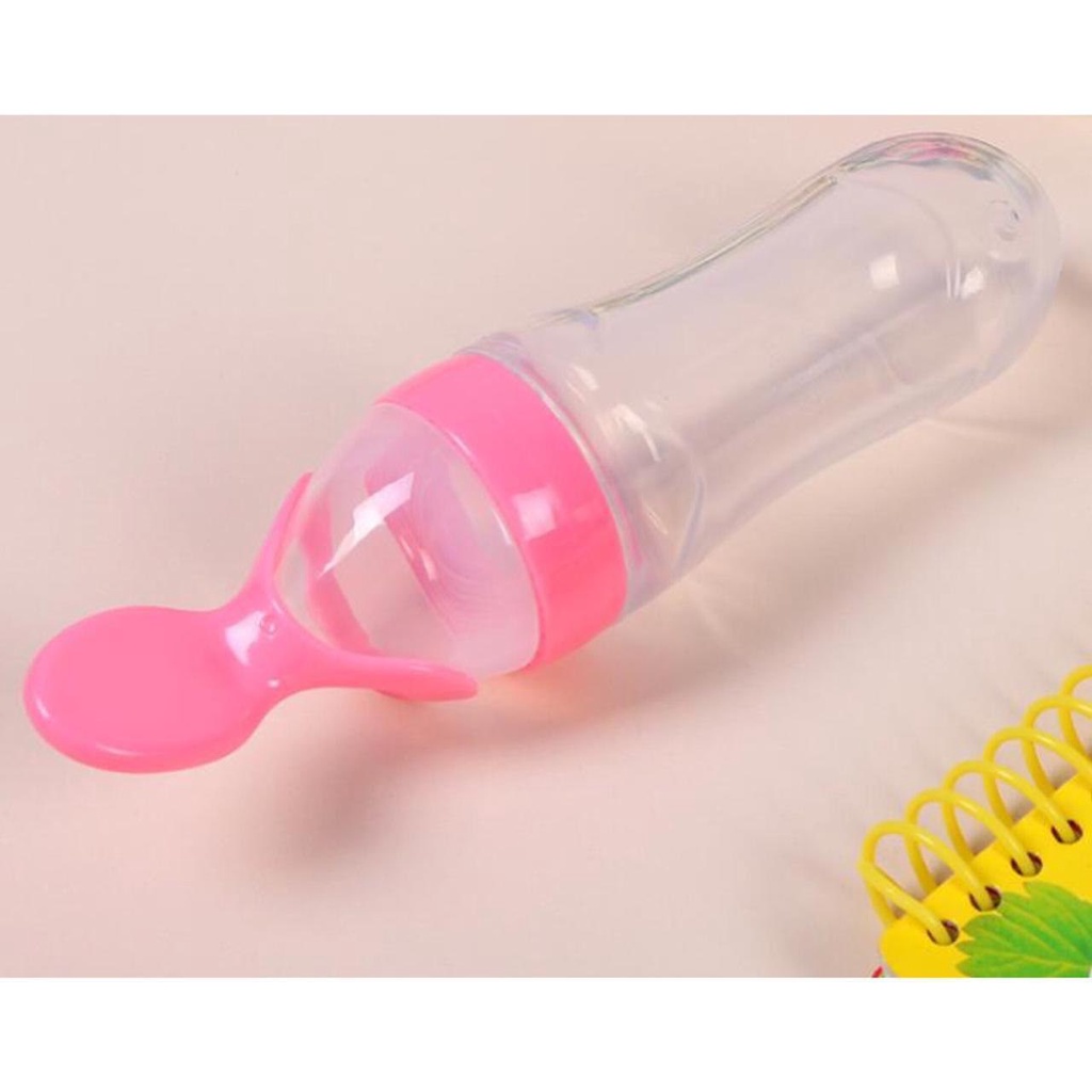 LID037 - Silicone Squeeze Feeder (Sendok Makan Bayi)