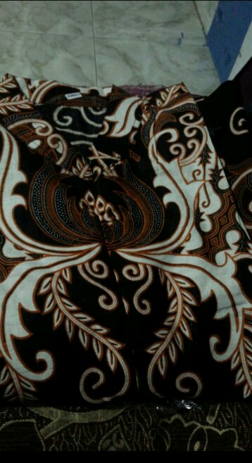 Promo Batik Couple Keluarga Sarimbit Sania Ruffle Batik Ori Ndoro Jowi Motif Mahkota Putih