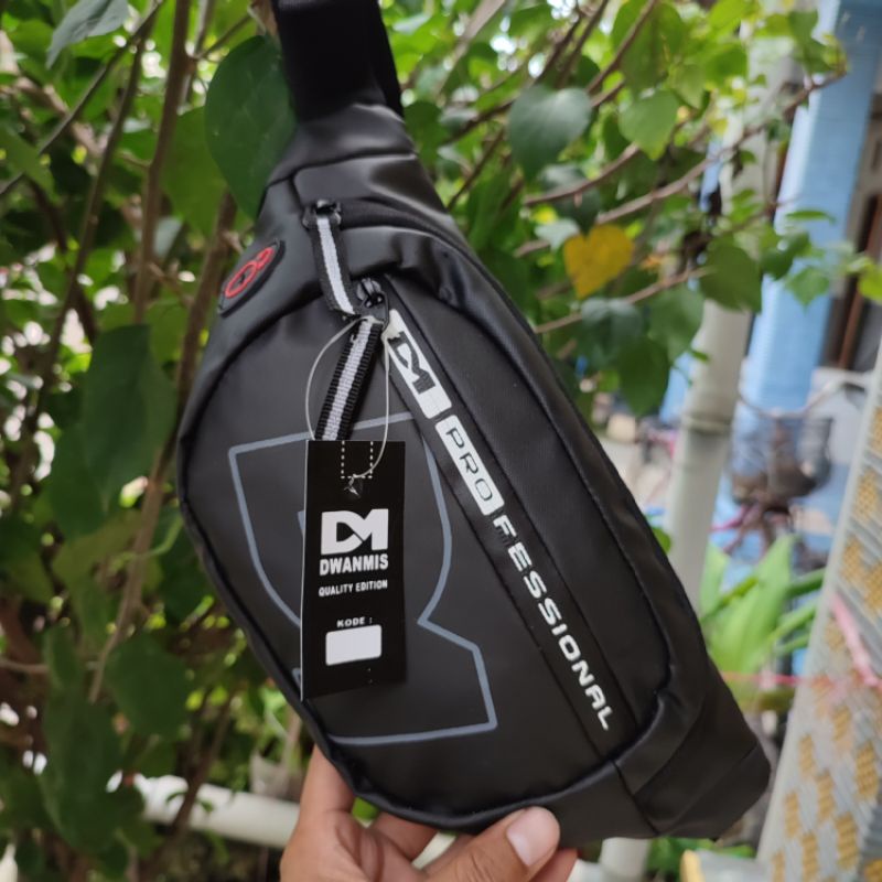 Waist Bag Pria Original DM | Tas Selempang Waterproof | Tas Konvensi Surabaya