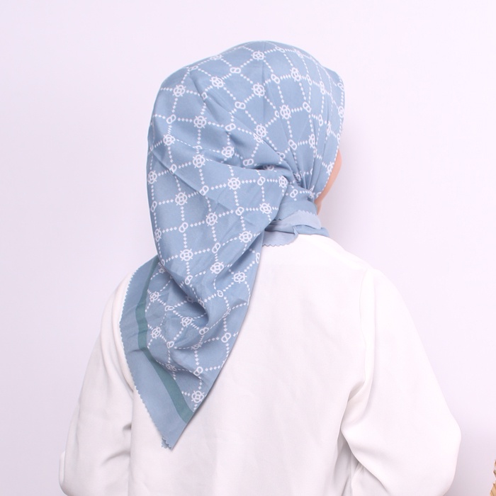 Jilbab Segiempat - Kerudung Segi Empat - Hijab Segi Empat Motif Voal Square DELIA