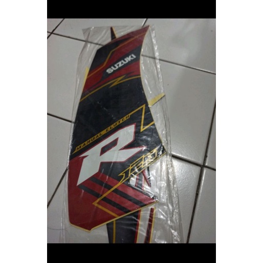 Stiker suzuki axelo merah hitam