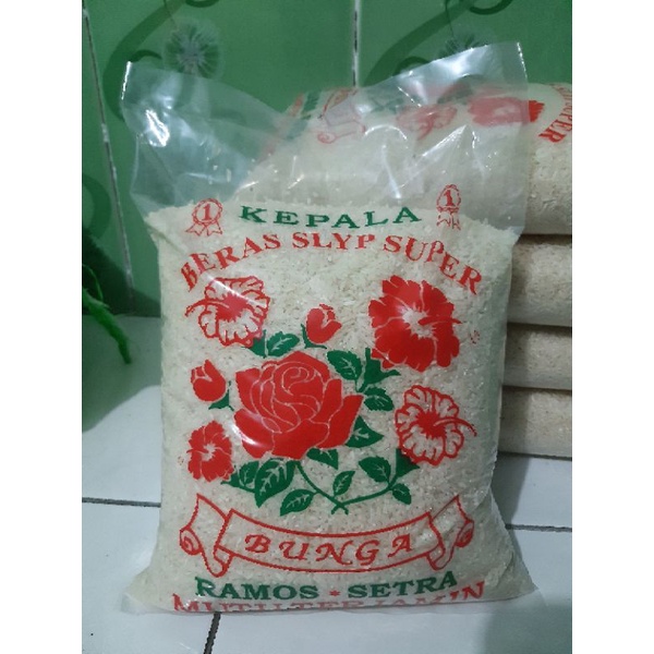 

Beras IR64 3kg Cap Bunga / Putih Pulen / Beras SLYP Super Murah