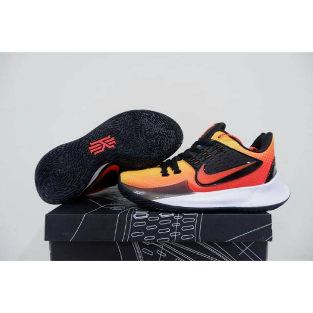 Sepatu Basket Kyrie 2 Low Sunset