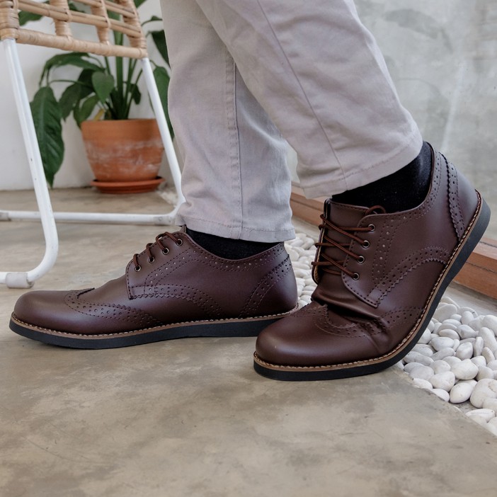 ALPHA BROWN |ManNeedMe x Lvnatica| Sepatu Vintage Pria | Pantofel Pria