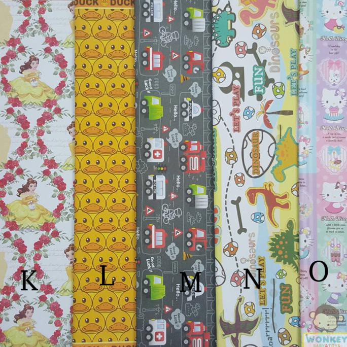 

Packing Kertas Kado Motif A-O