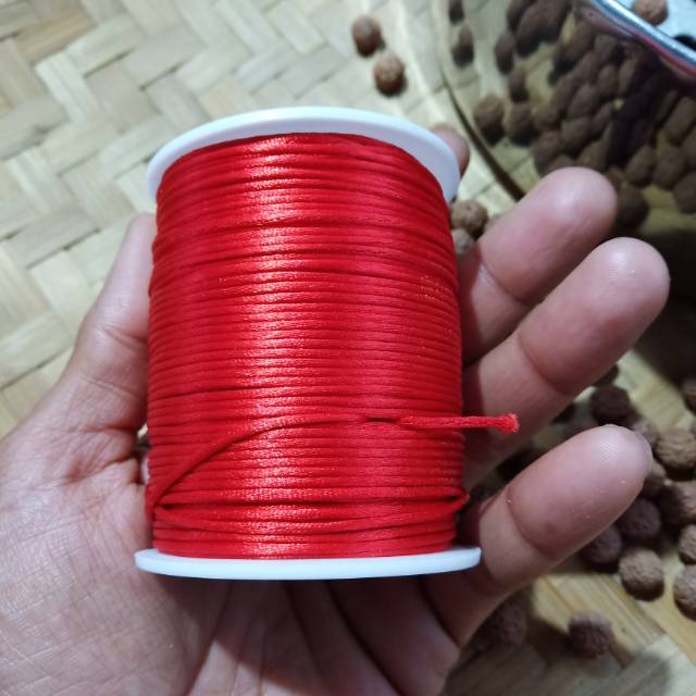 

Tali rudraksha jenitri 1 meter