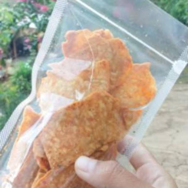 

Cemilan Keripik Tempe Asin Pedas