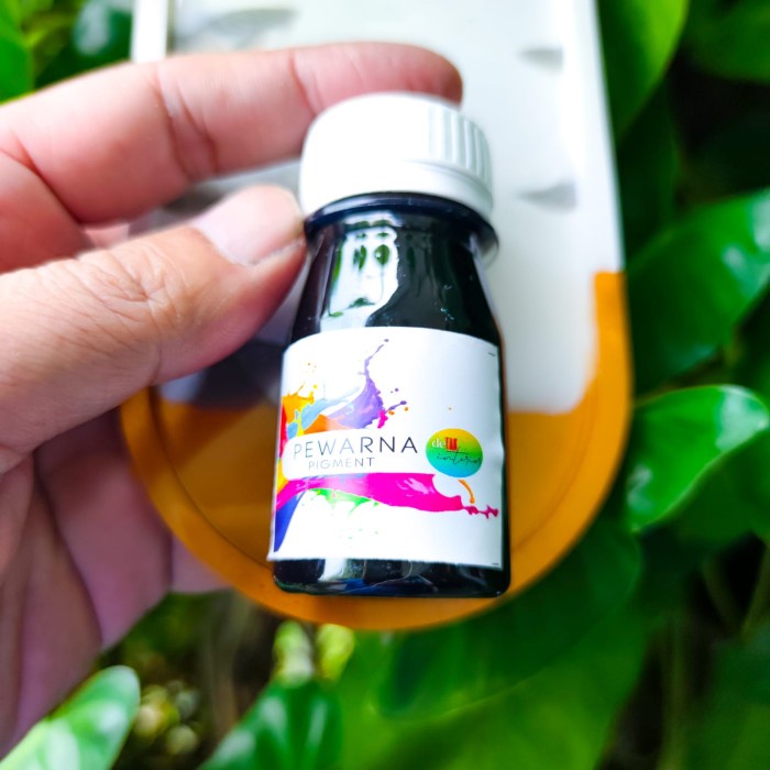 

Berkualitas Pigment Pewarna Resin Expoxy Pasta Warna Solid 30 Ml Cukup Untuk 6 Lt Terbatas