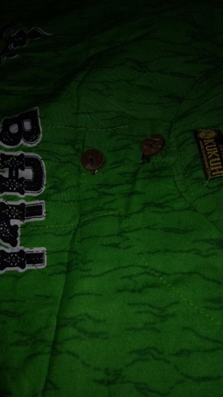 Produk Unggulan Baju Bali Motif Barong Serat Ukuran Dewasa Dasar Warna Random