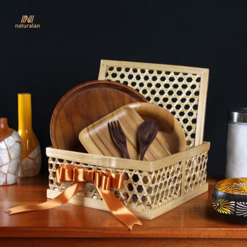 

hampers bambu persegi 2