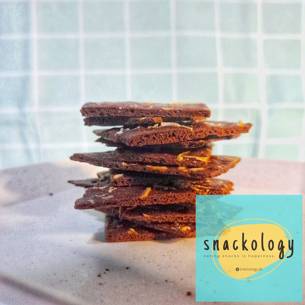 

Krispi Brownies 250gr Coklat | Snackology.jkt