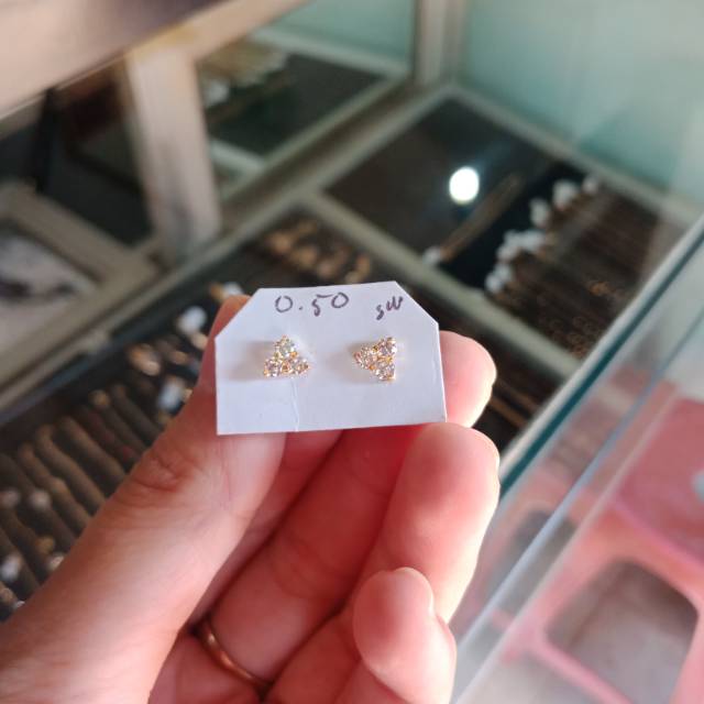 Anting Tindik Wanita Tiga Mata Anting Tindik Pesta Anting Tindik Elegan Anting Tindik Emas Asli