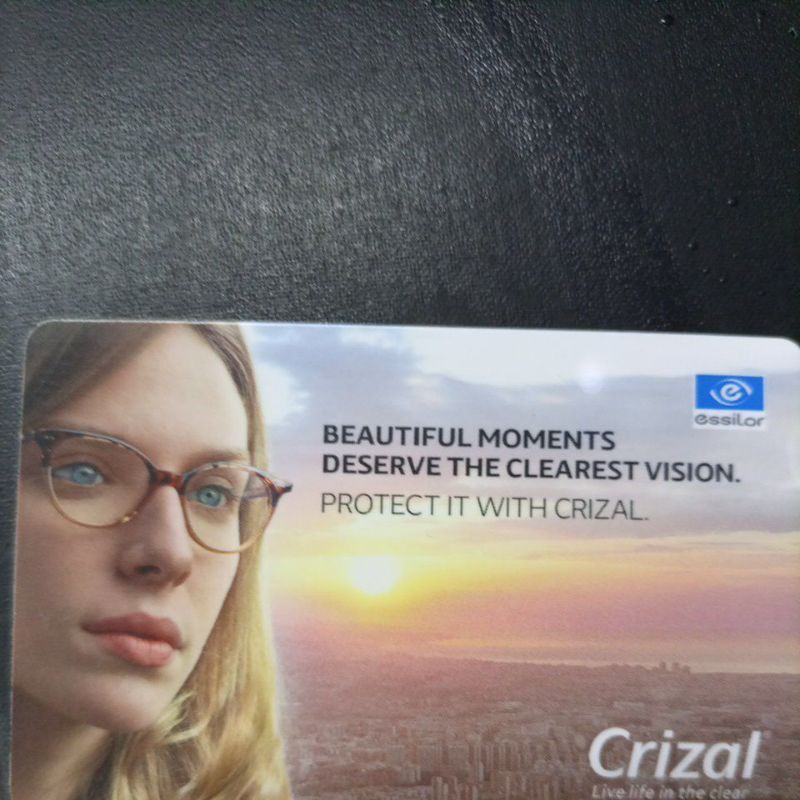 blueray lensa essilor
