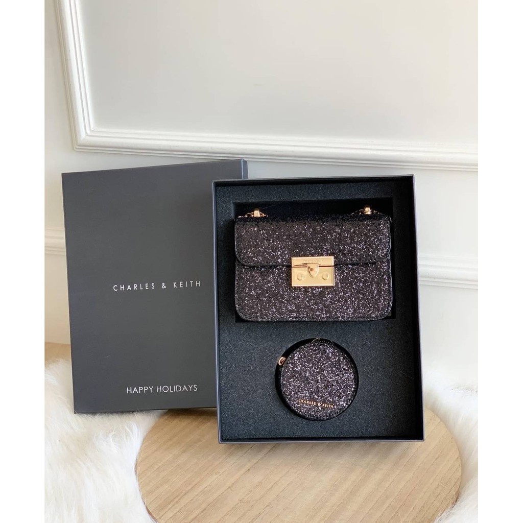 Tas Wanita - Charles And Keith Slingbag Large Box 653