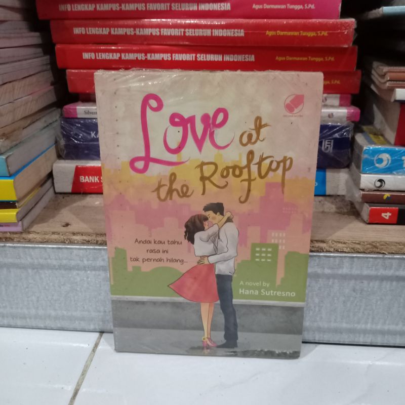 obral buku murah Novel best seller // remaja // wattpad // fantasi // sastra // fiksi // non fiksi part 30-Love roftop 33