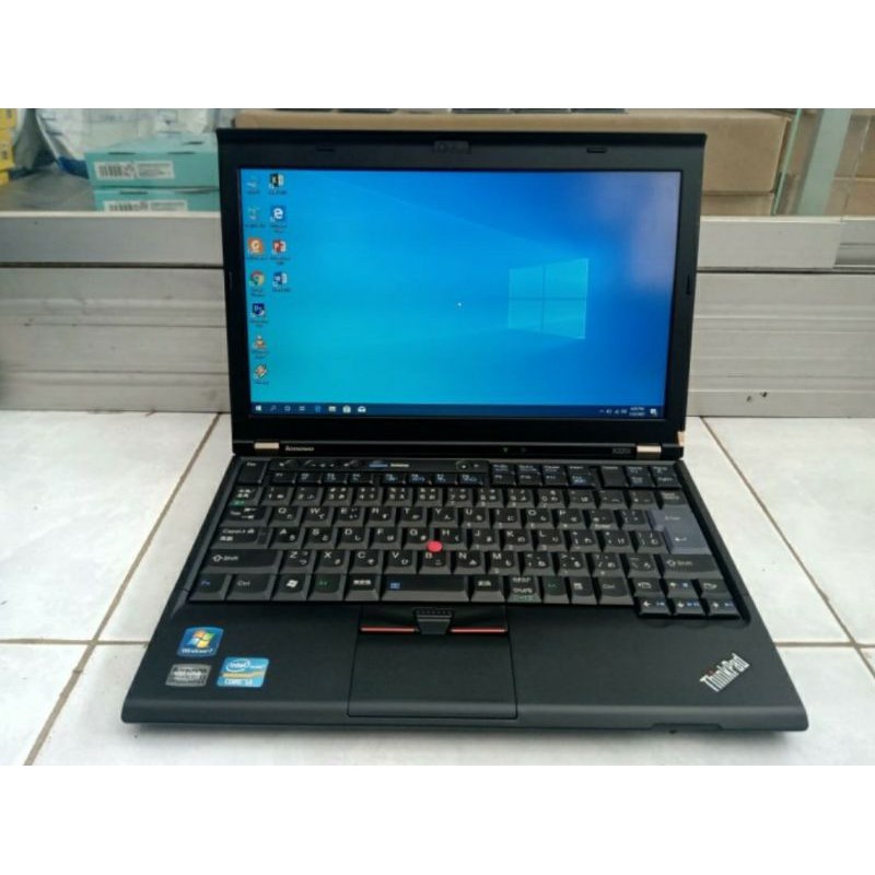 LENOVO X220 CORE I3 RAM 4GB BERGARANSI