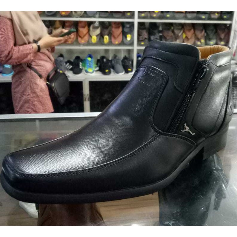 Sepatu Kangaroo Original Kulit 20sk65