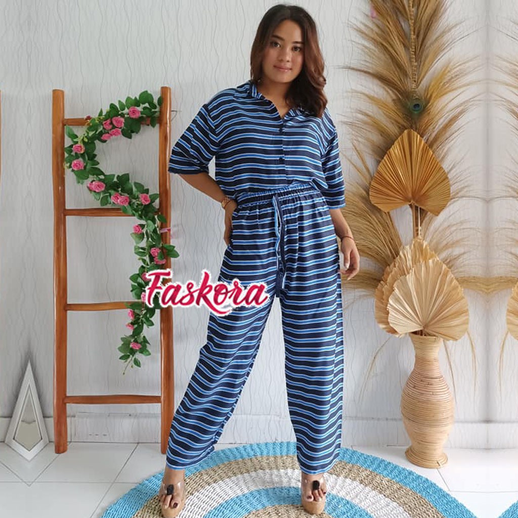 Stelan Wanita Jumbo Kekinian Set Kemeja Wanita dan Celana Salur