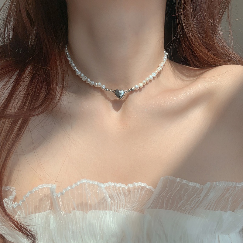 Kalung Rantai Liontin Kupu-Kupu Hias Mutiara Imitasi Gaya Korea / Simple / Sexy Untuk Wanita