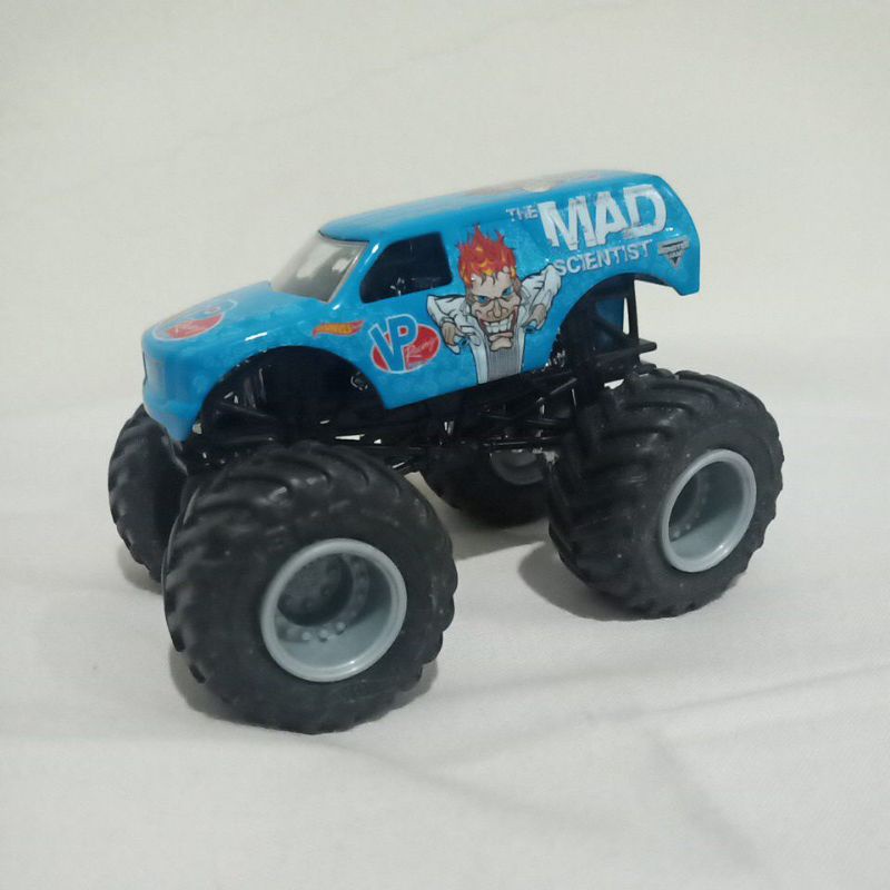 The Mad Scientist Monster Jam Hotwheels Loose