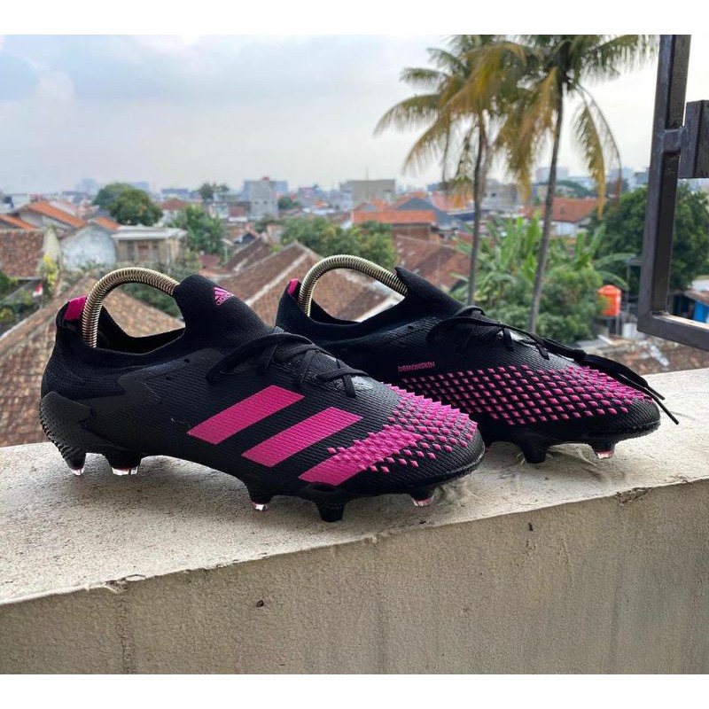 Sepatu Bola Adidas Predator 20.1 Low Black Pink BNIB